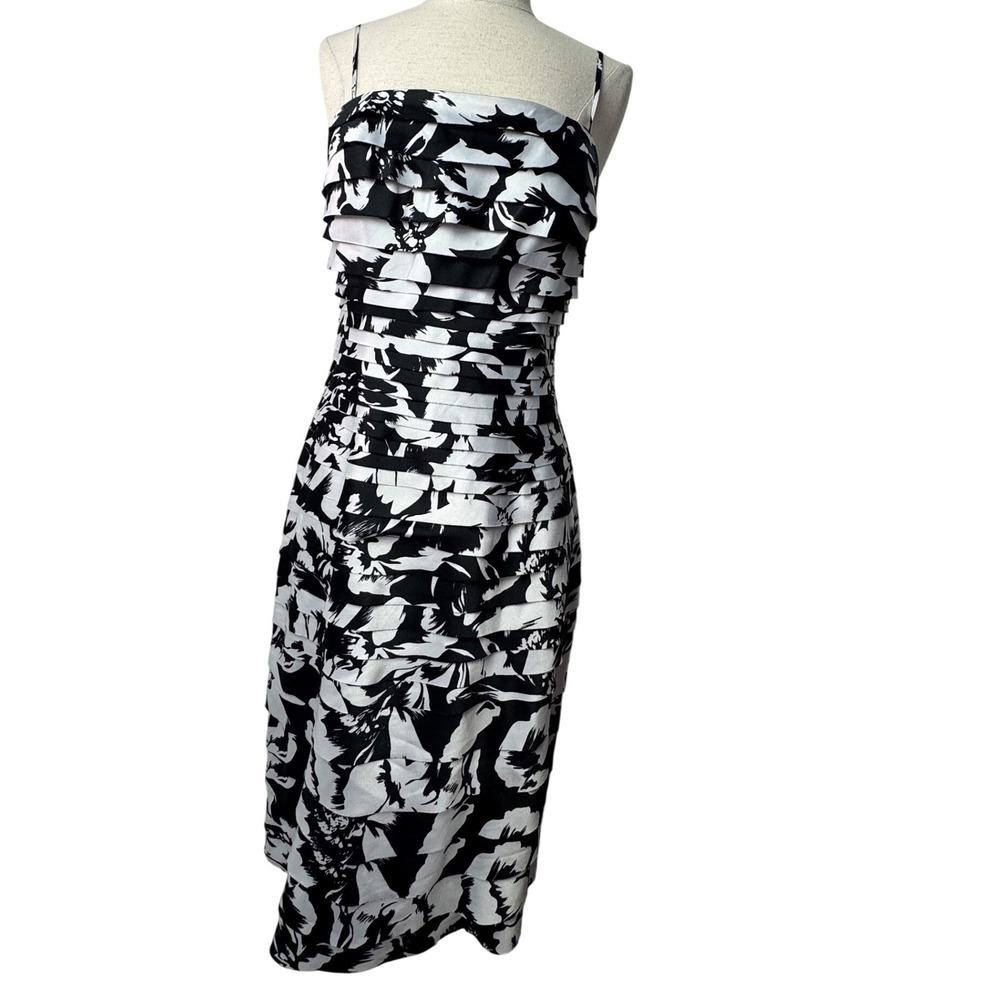 White House Black Market Floral Tiered Ruffle Sheath Dress Black White Size 6
